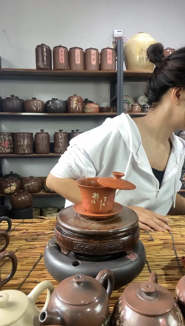 1建水紫陶手工复烧彩填盖碗160C