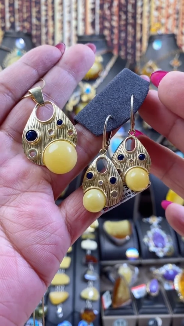 银S925镶嵌颈饰琥珀蜜蜡套装