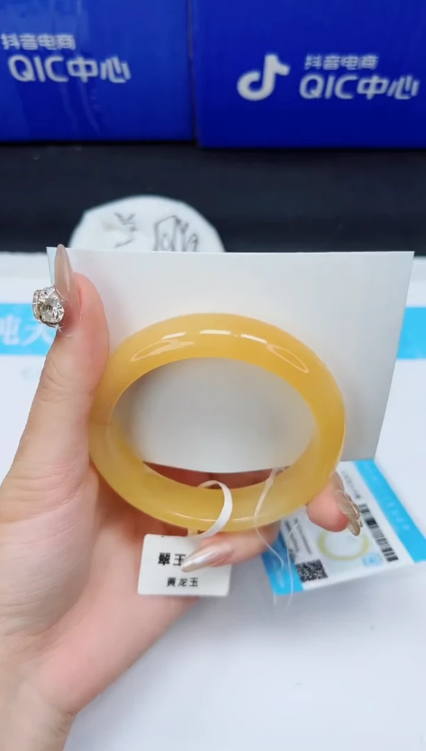 未镶嵌手镯石英质玉HL149-57`58`59