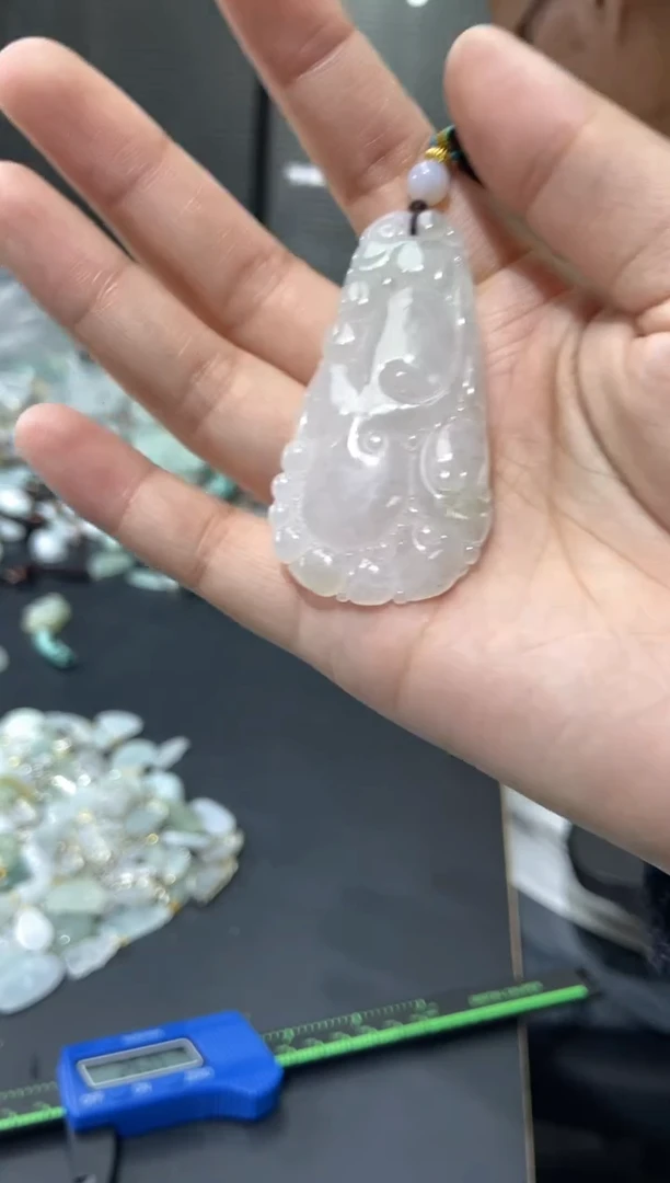 颈饰未镶嵌翡翠天然翡翠A货26