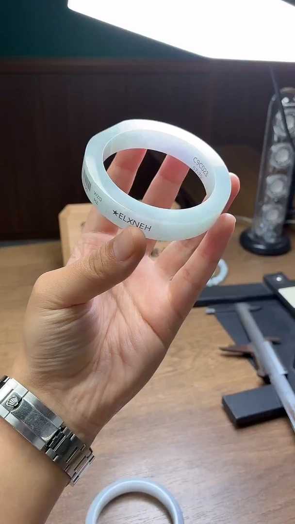 未镶嵌手镯定制翡翠五****5定制