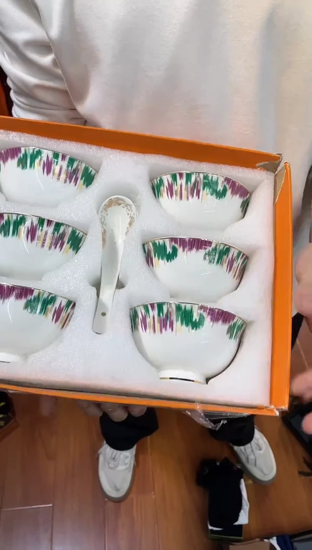 杯鸿辉家品牌瓷器，京东包邮！