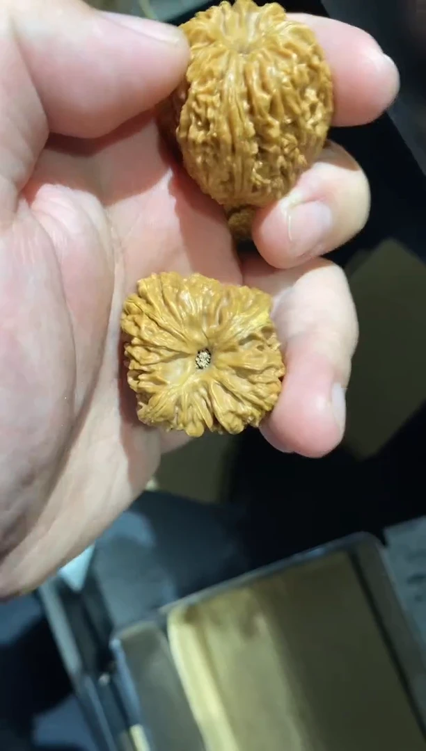 核桃【南疆石全品】纯手工打底