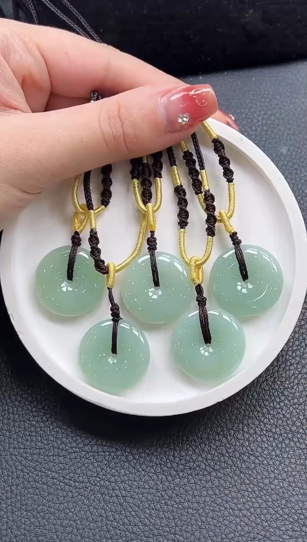 【闪购商品】翡翠颈饰未镶嵌YM966平安扣多样性发1件