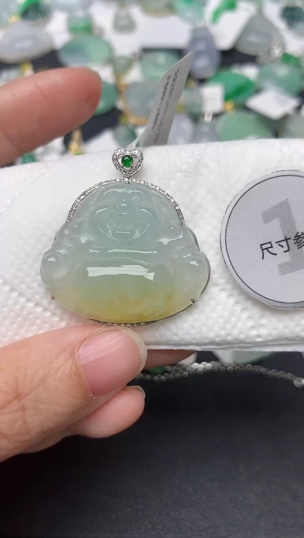 颈饰18K金镶嵌翡翠天然缅甸A货翡翠