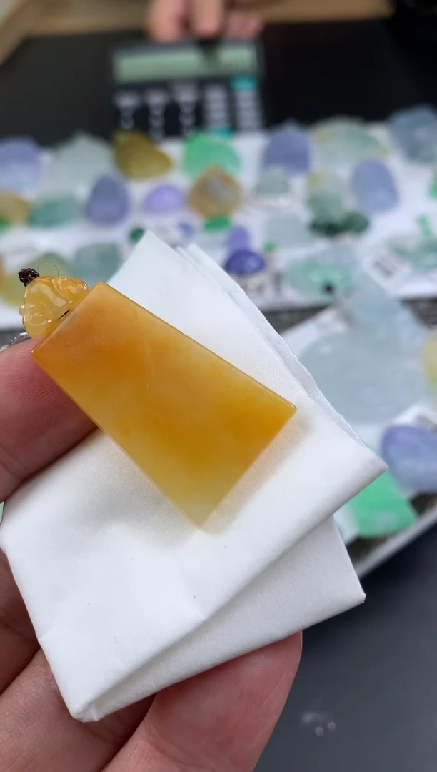 【闪购商品】定制翡翠未镶嵌翡翠
