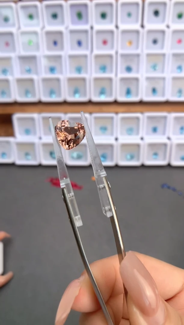 未镶嵌裸石定制碧玺3.9ct