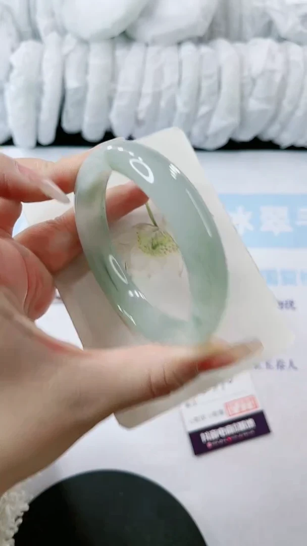 【闪购商品】石英质玉手镯未镶嵌多样性发货E370