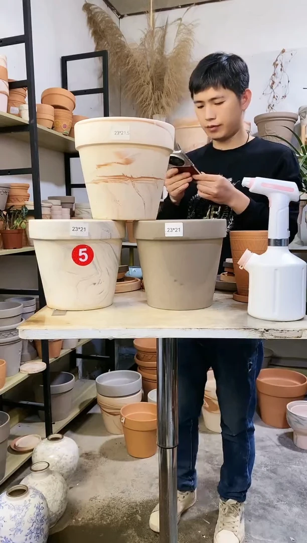 【闪购商品】陶23*21陶盆3色组合 3盆无托