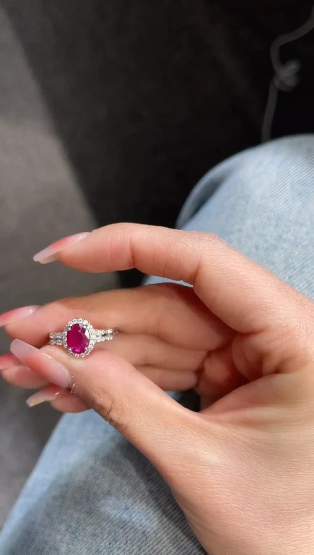 银S925镶嵌戒指红宝石成品