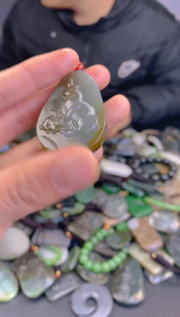 未镶嵌和田玉珠宝半成品1