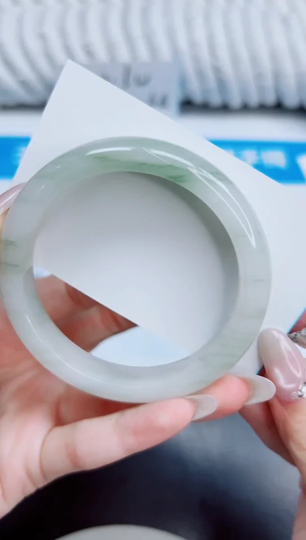 未镶嵌手镯石英质玉320/58