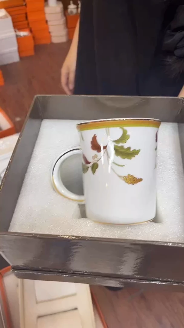 杯鸿辉家品牌瓷器，京东包邮！
