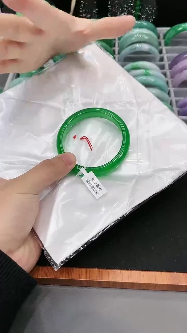 【闪购商品】砖雕s23  正阳绿手镯 圈口53-60