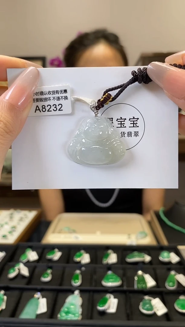 翡翠18K金镶嵌颈饰A8232 佛公 含运营费