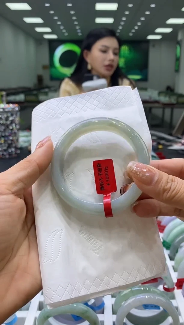 未镶嵌手镯翡翠00004487