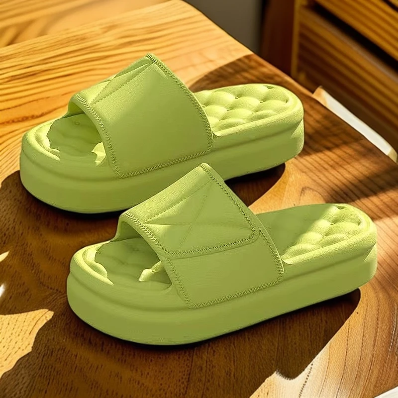 爆款居家防滑厚底拖鞋浴室凉拖鞋情侣外穿网红时尚