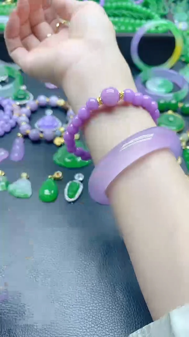翡翠未镶嵌颈饰紫手镯