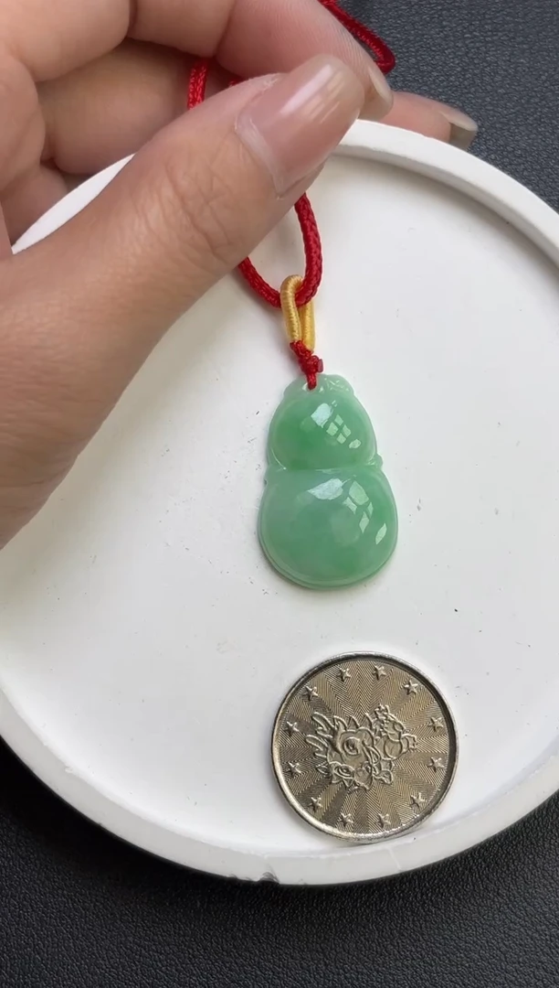 颈饰未镶嵌翡翠葫芦