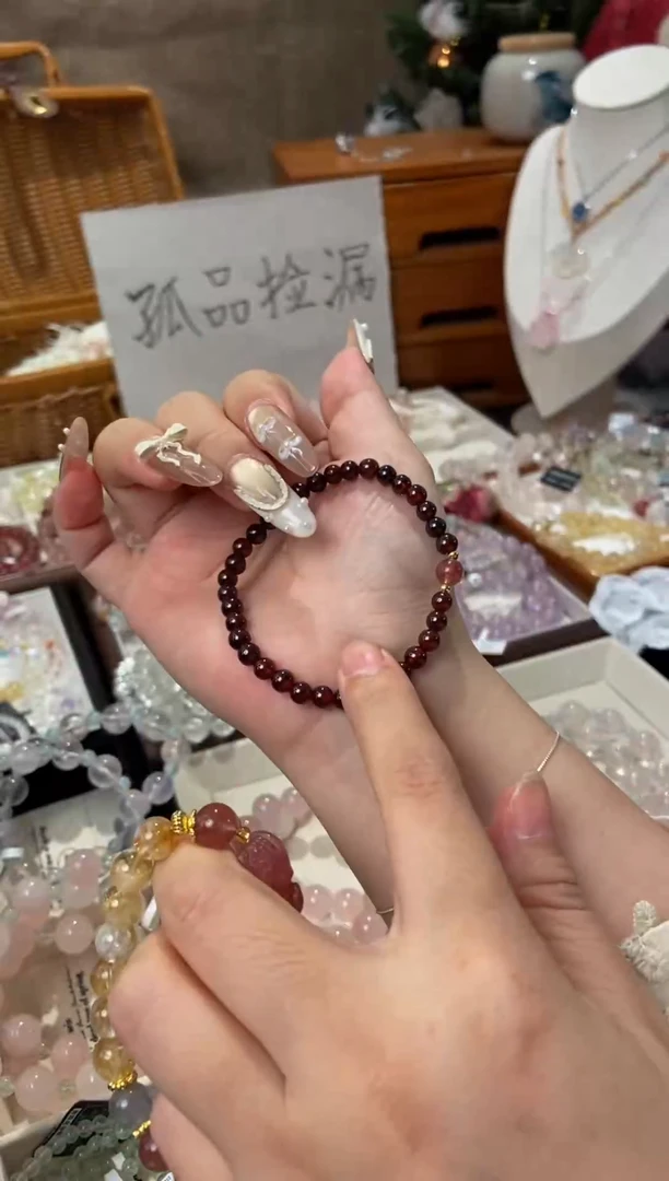 水晶手链未镶嵌孤品捡漏均匀瑕疵介意勿拍
