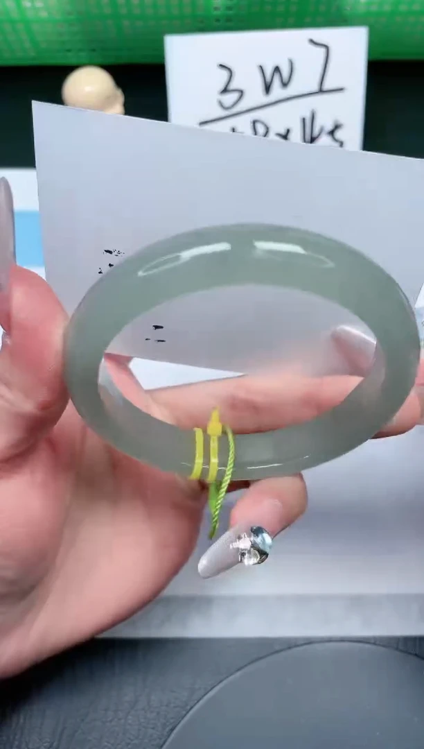 【闪购商品】石英质玉手镯未镶嵌477-58.4
