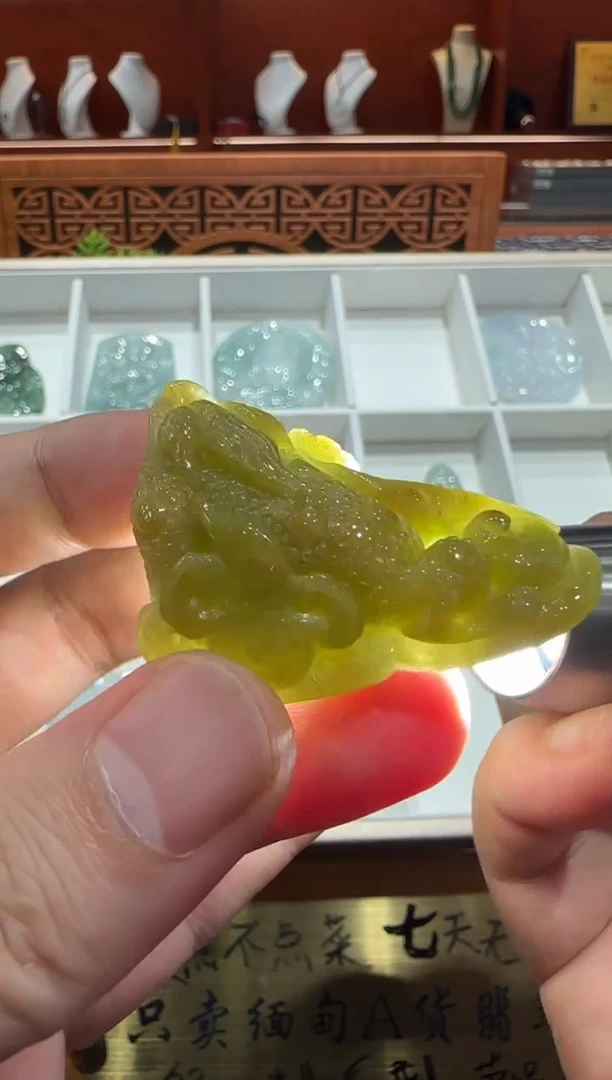 未镶嵌挂件翡翠A货翡翠多样性孤品