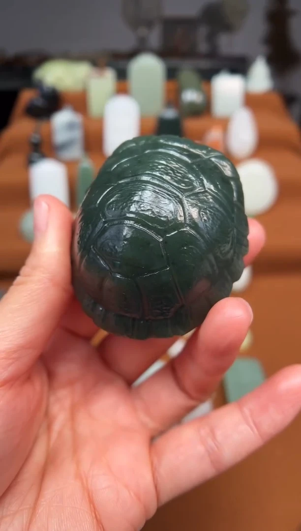 颈饰未镶嵌和田玉富甲天下