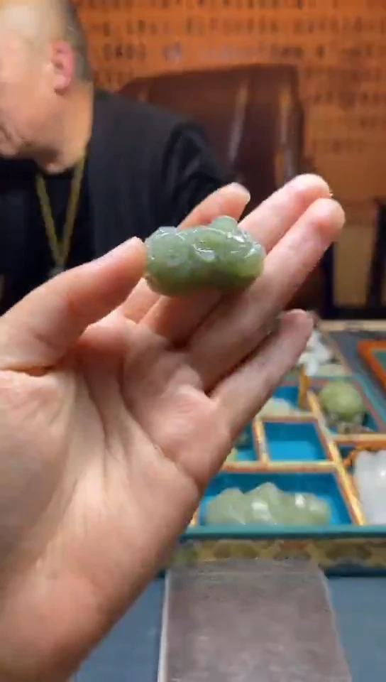 颈饰未镶嵌和田玉拍一发一