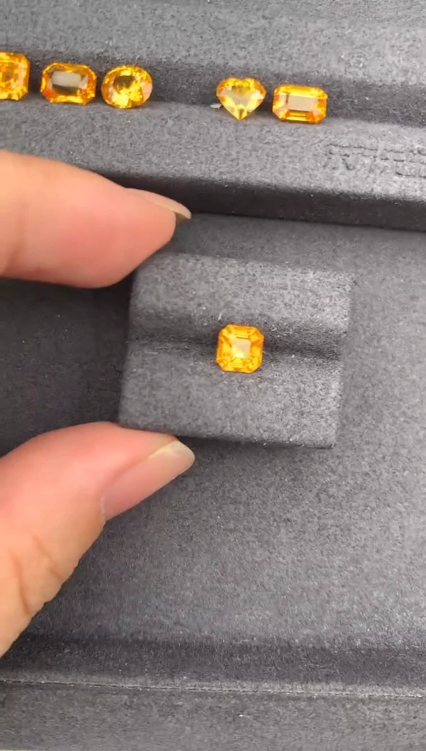 裸石彩色蓝宝石1.53ct黄蓝宝  GH   定制