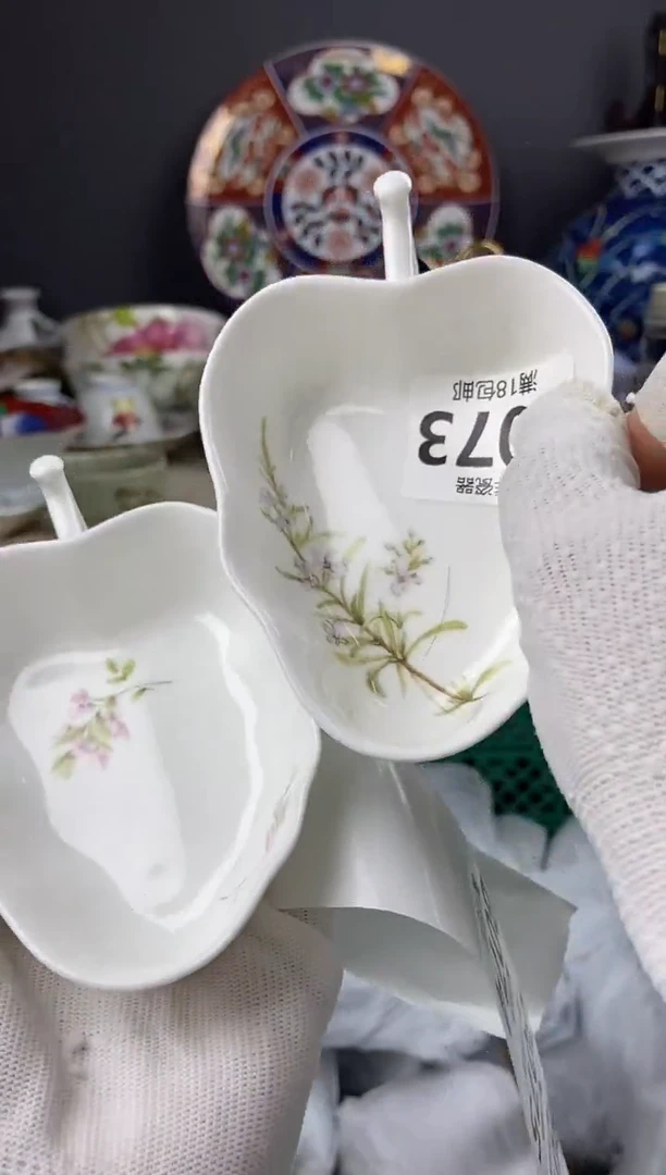 点关注亮灯牌，满18包邮，感谢222