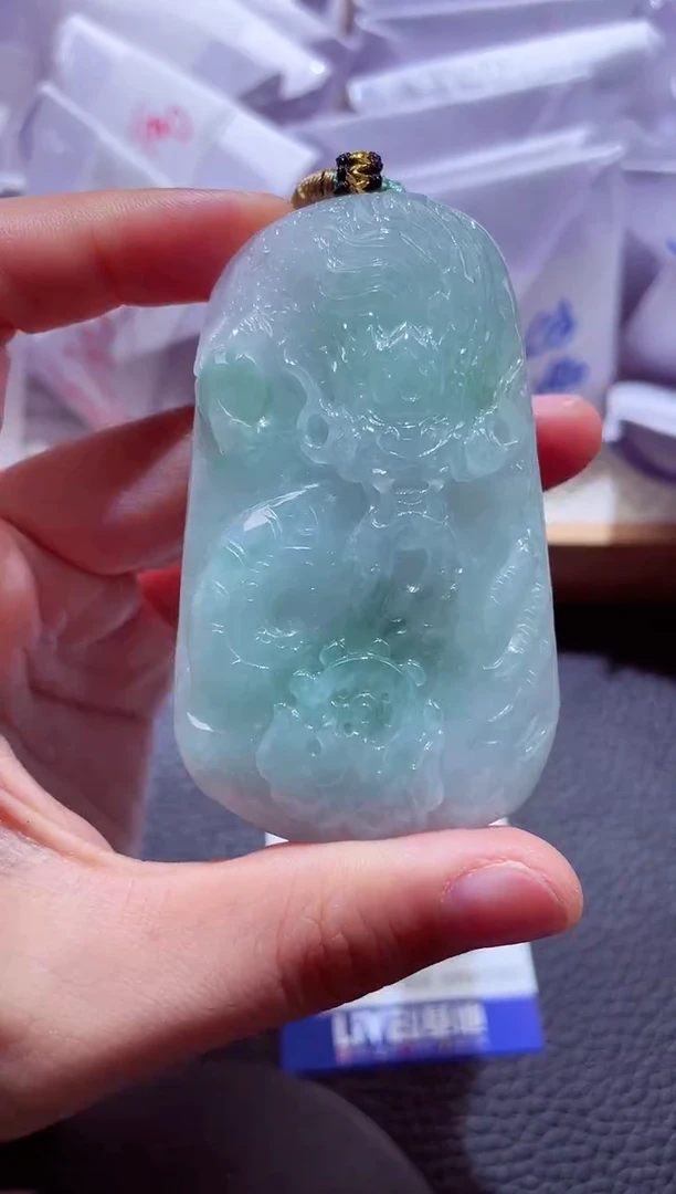 颈饰未镶嵌翡翠00009096