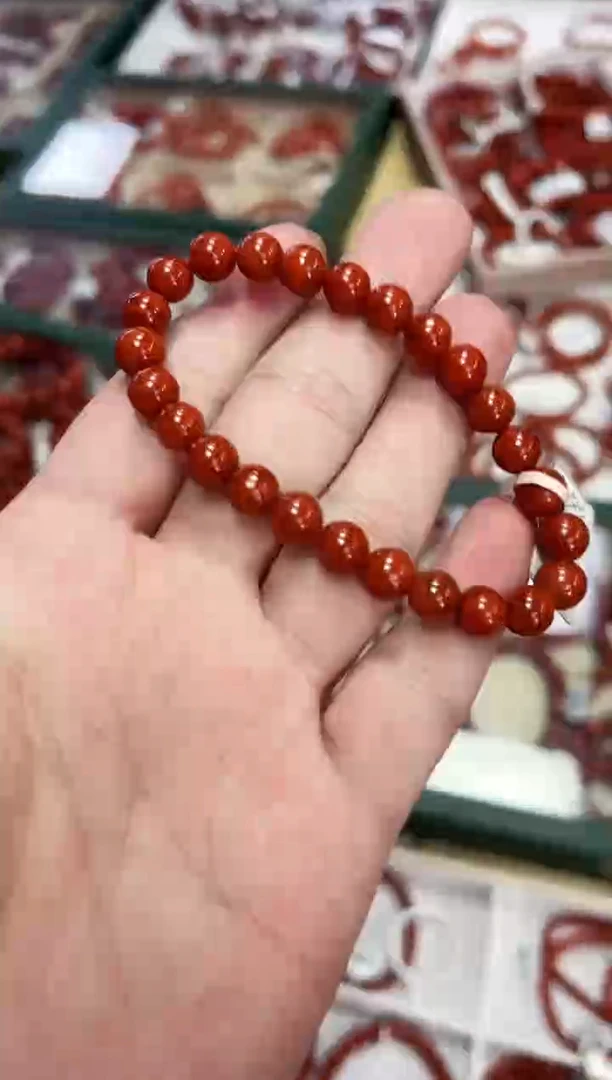 南红玛瑙瓦西手串7+未镶嵌一个/条