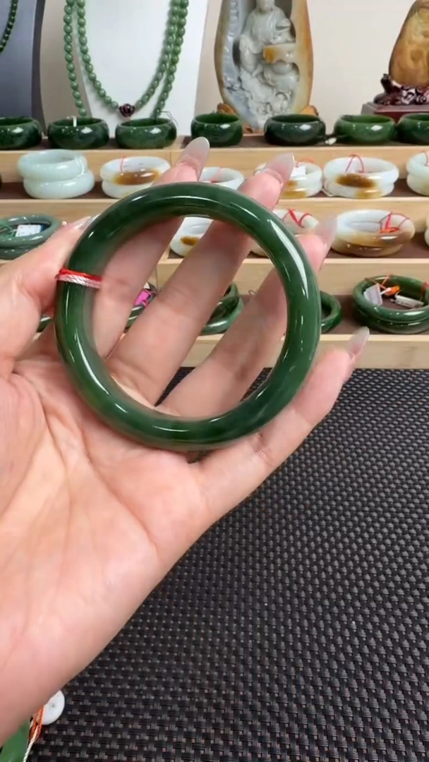 颈饰未镶嵌和田玉手镯58
