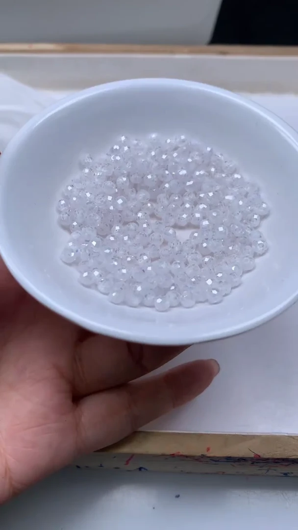 未镶嵌天然锆石散珠B2089 白锆石切面4mm30颗8.8元