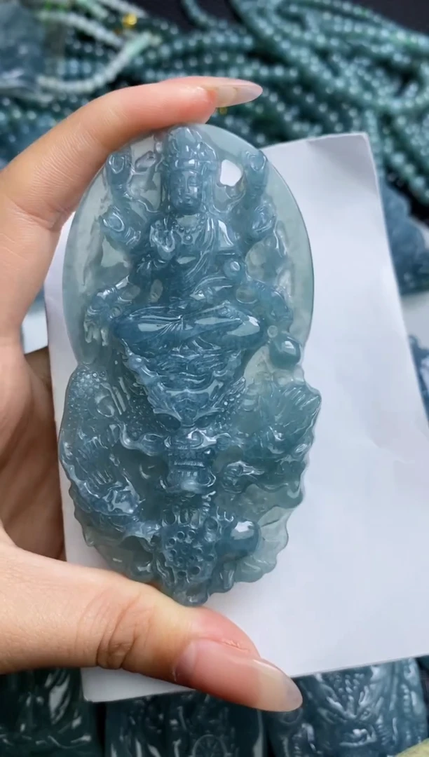 【闪购商品】翡翠颈饰未镶嵌