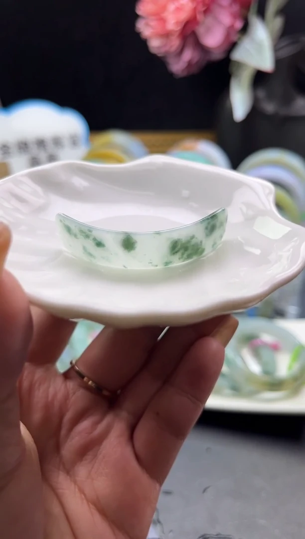 未镶嵌手链翡翠手牌