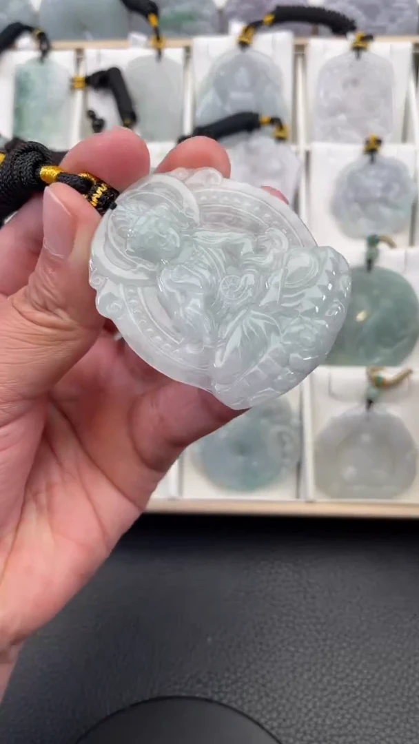 颈饰未镶嵌翡翠天然缅甸翡翠A货313