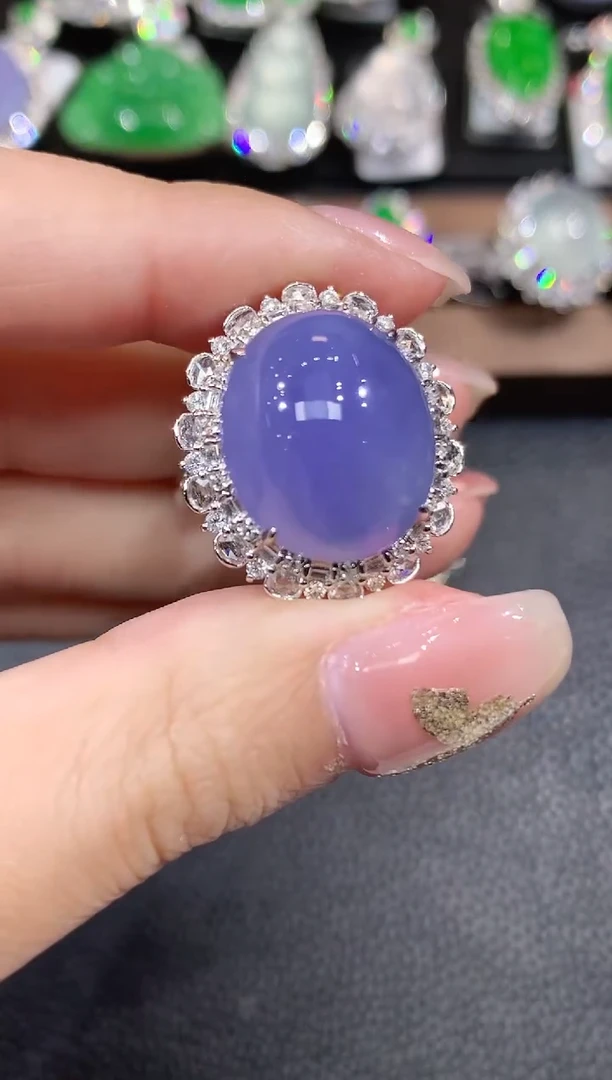 18K金镶嵌戒指翡翠C154 紫货有一定色差