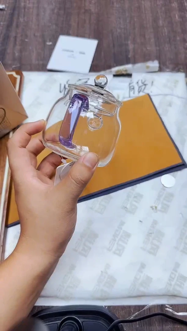 风谜·璀璨德悦壶紫罗兰