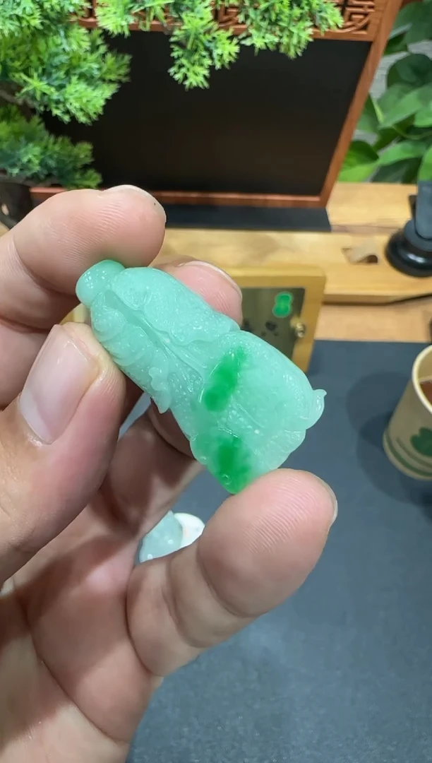 未镶嵌挂件翡翠A货翡翠多样性孤品