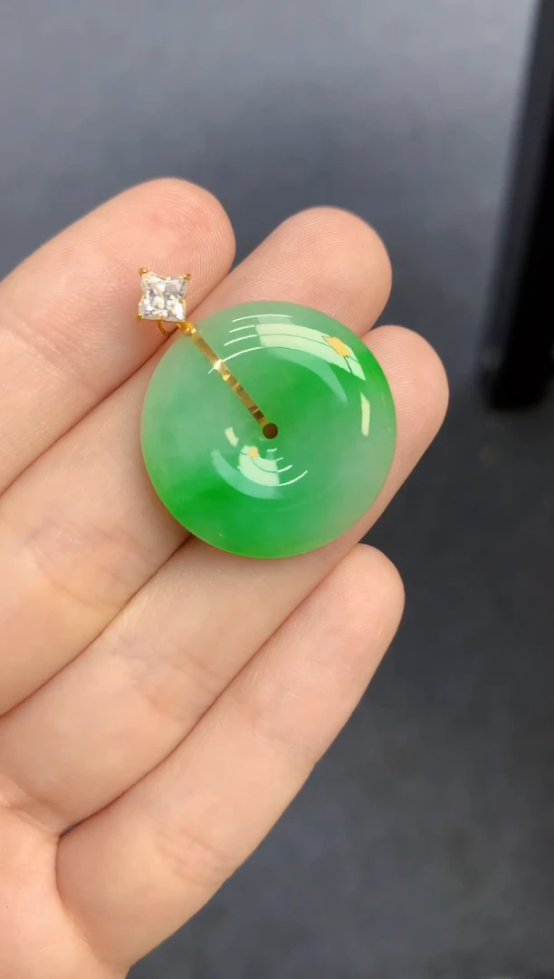 颈饰18K金镶嵌翡翠天然缅甸A货翡翠