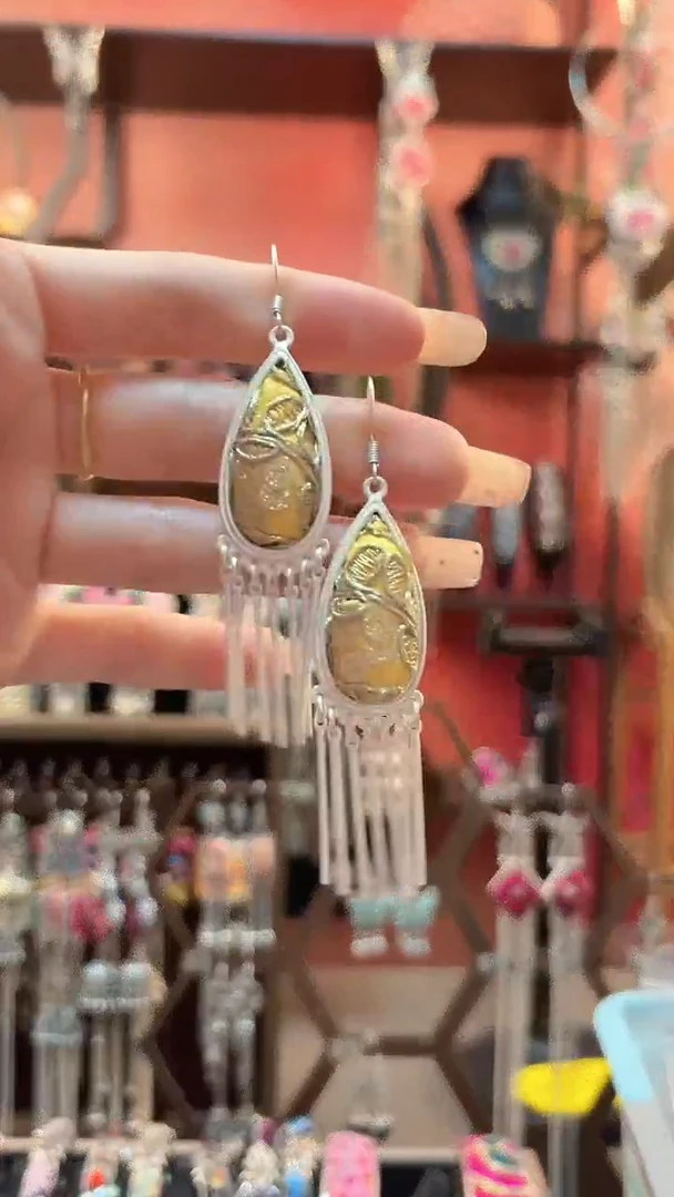 织绣 云织谣民族风精美饰品   16**