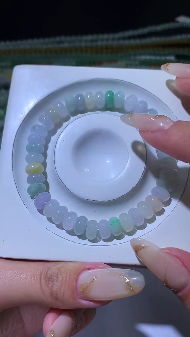 颈饰未镶嵌翡翠ZX018717