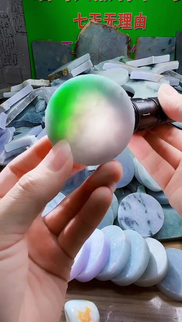 翡翠未镶嵌颈饰天然翡翠A货439