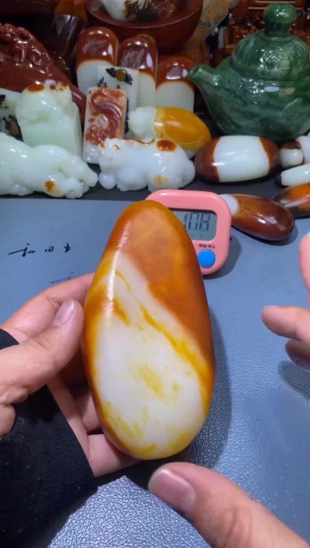 未镶嵌和田玉把件宋****，和田玉