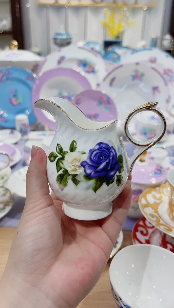 36%以上骨粉骨瓷奶壶