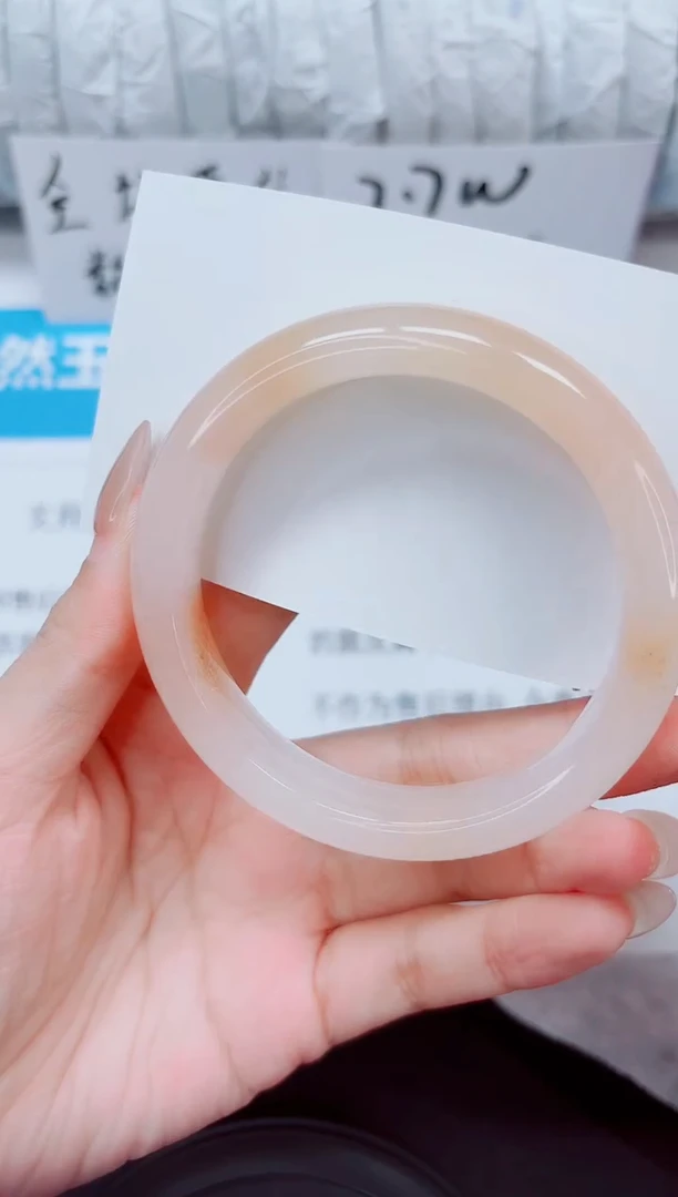 未镶嵌手镯石英质玉237-56