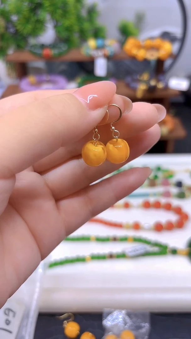 蜜蜡14K金镶嵌耳饰E01