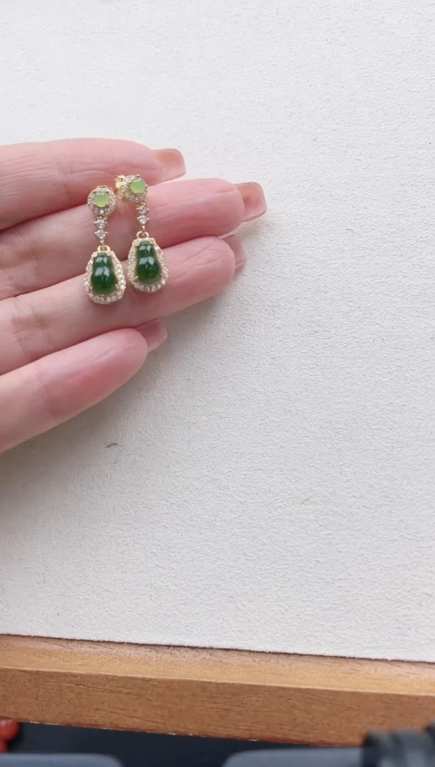 【闪购商品】和田玉耳钉未镶嵌耳钉