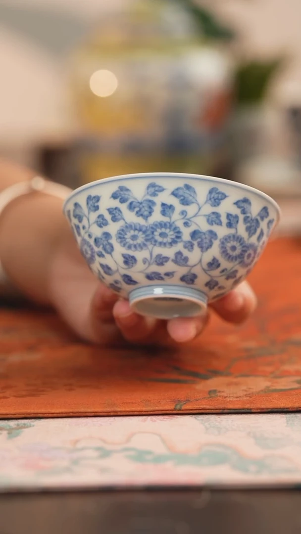 源明清忆并蒂双菊杯